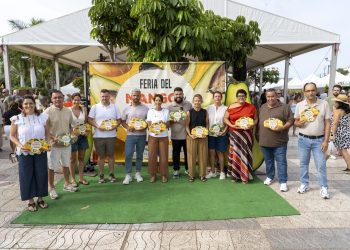 La Feria del Mango y el Aguacate de Mogán reúne a más de 10.000 personas y vende todo el producto disponible