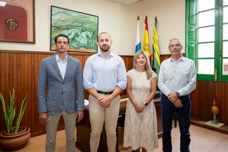 Gáldar e HiperDino impulsan la contratación de personas desempleadas residentes en el norte de Gran Canaria