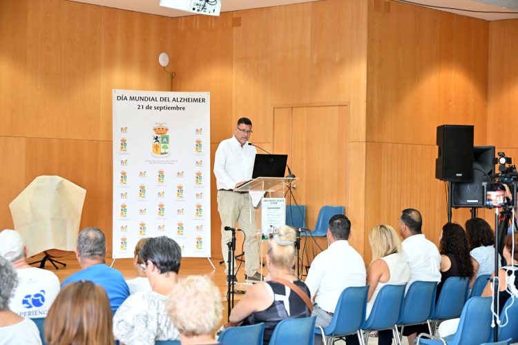 La Concejalía del Mayor pone el foco en la soledad de quienes cuidan a personas con Alzheimer