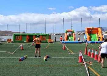Unas 700 personas disfrutan en familia de la quinta edición de la Family Jumping
