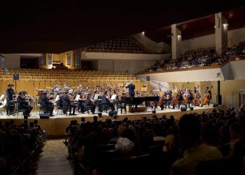 La JOCAN y Los Sabandeños culminan su gira con el Auditorio de Madrid en pie
