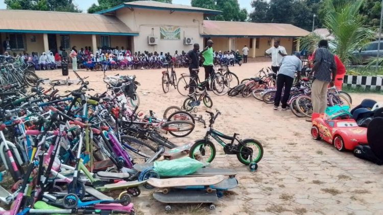 Gran Canaria vuelve a pedalear por Gambia con una nueva campaña solidaria de recogida de bicicletas y material