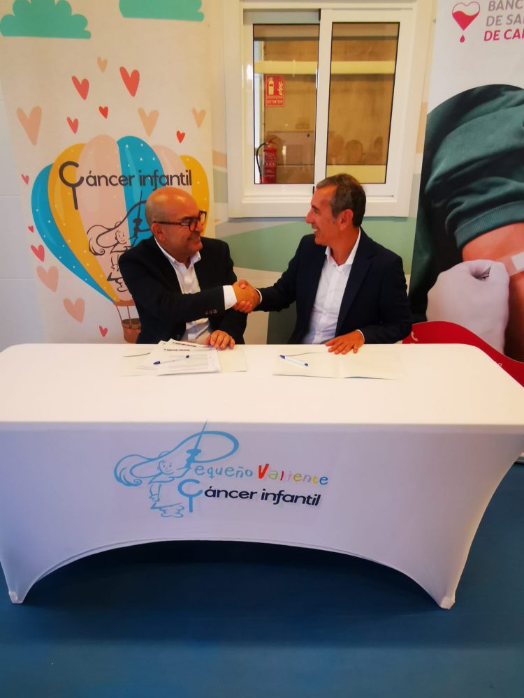 El SCS y Pequeño Valiente formalizan su colaboración para promover la donación altruista de sangre en Canarias