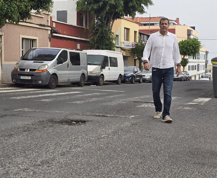 Telde inicia este martes el asfaltado de 27 calles de Las Huesas