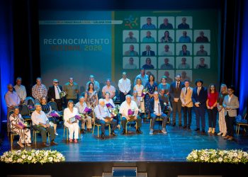 Gáldar reconoce la labor altruista de sus vecinos y vecinas en la octava edición del homenaje vecinal
