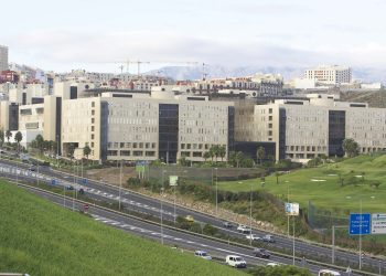 El SCS destina más de seis millones de euros a la reforma del sistema de producción térmica del Hospital Doctor Negrín