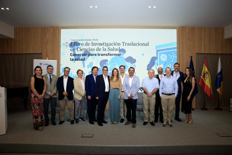 Vithas y la Universidad del Atlántico Medio celebran una jornada para analizar cómo llevar los avances científicos “del laboratorio a la cama del paciente”