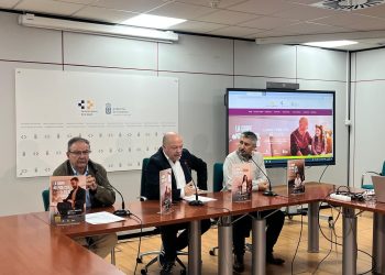 Sanidad presenta la campaña vacunación frente a infecciones respiratorias que comienza este 19 de octubre en los centros de salud de Canarias