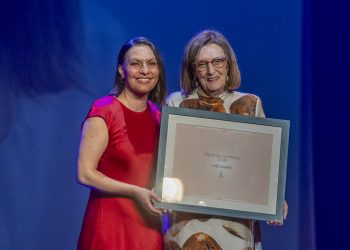 Homenaje a Lola Suárez en el Día de las Escritoras Canarias